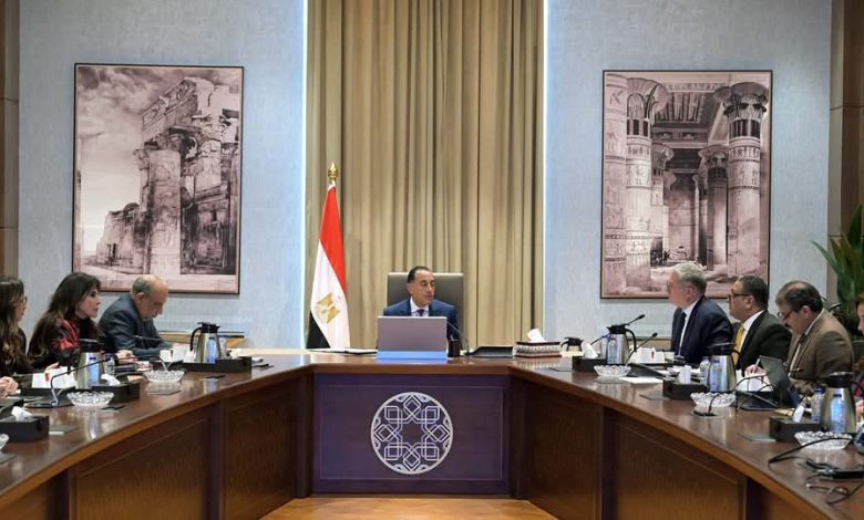 رئيس الوزراء يتابع جهود توفير احتياجات الطاقة في الصيف وتحسين كفاءتها