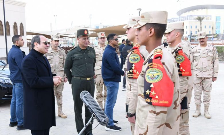 الرئيس السيسي يتفقد الأكاديمية العسكرية المصرية