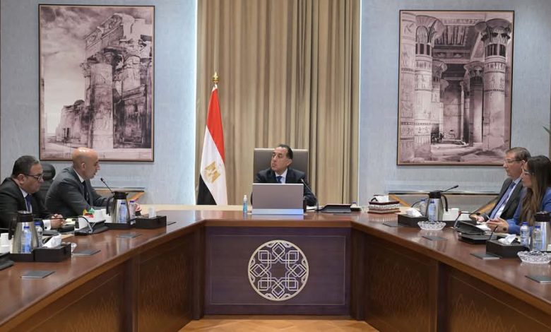 رئيس الوزراء يناقش مقترح إشراك القطاع الخاص في إدارة المدارس الفنية الزراعية