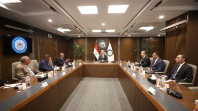 وزير البترول يبحث مع النقابة العامة للمناجم والمحاجر التعاون في تطوير قطاع التعدين