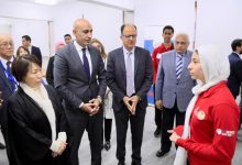 وزير التعليم ونظيرته اليابانية يتفقدان مدرسة السويدي للتكنولوجيا التطبيقية