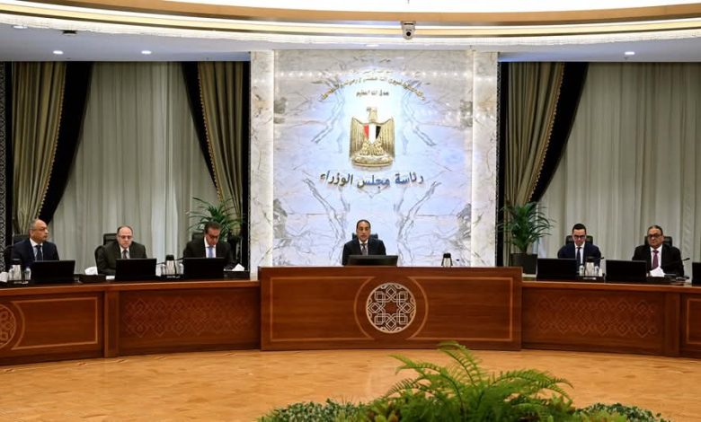 رئيس الوزراء يوجه بتذليل مختلف التحديات أمام دخول الماركات العالمية