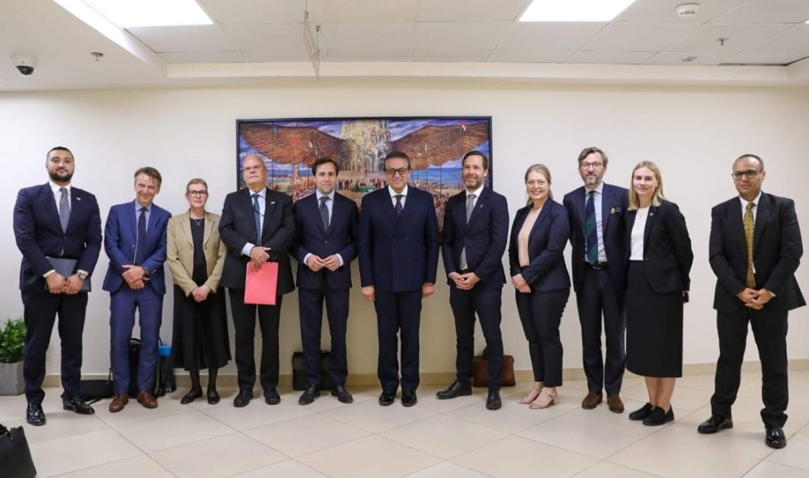 وزير الصحة يبحث مع وزير التجارة السويدي فرص الاستثمار الصحي والتعاون في دعم الجرحى الفلسطينيين وزير الصحة يبحث مع وزير التجارة السويدي فرص الاستثمار الصحي والتعاون في دعم الجرحى الفلسطينيين