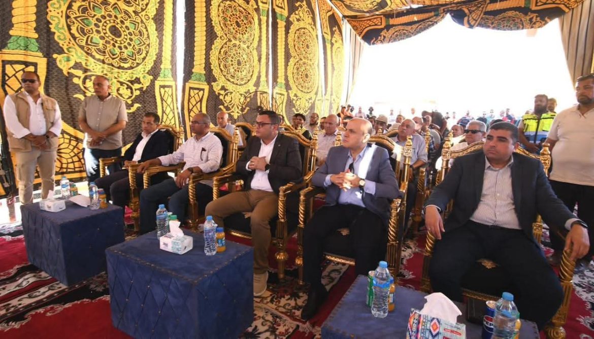 وزير الإسكان يتابع مع محافظ كفر الشيخ سير العمل بمشروعات مياه الشرب والصرف الصحي وزير الإسكان يتابع مع محافظ كفر الشيخ سير العمل بمشروعات مياه الشرب والصرف الصحي