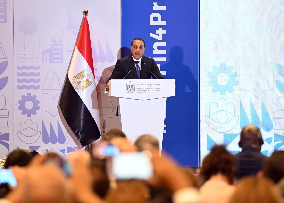 رئيس الوزراء: القطاع الخاص أثبت قدرته على توليد فرص العمل من الناتج المحلي ليصبح العمود الفقري للاقتصاد المصري