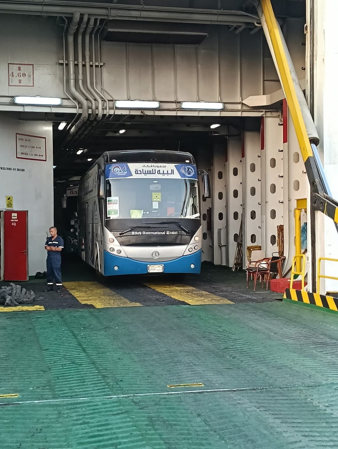 وزير السياحة والآثار يوجه بسرعة إنهاء ترتيبات عودة حجاج الحج السياحي البري من الأراضي المقدسة 