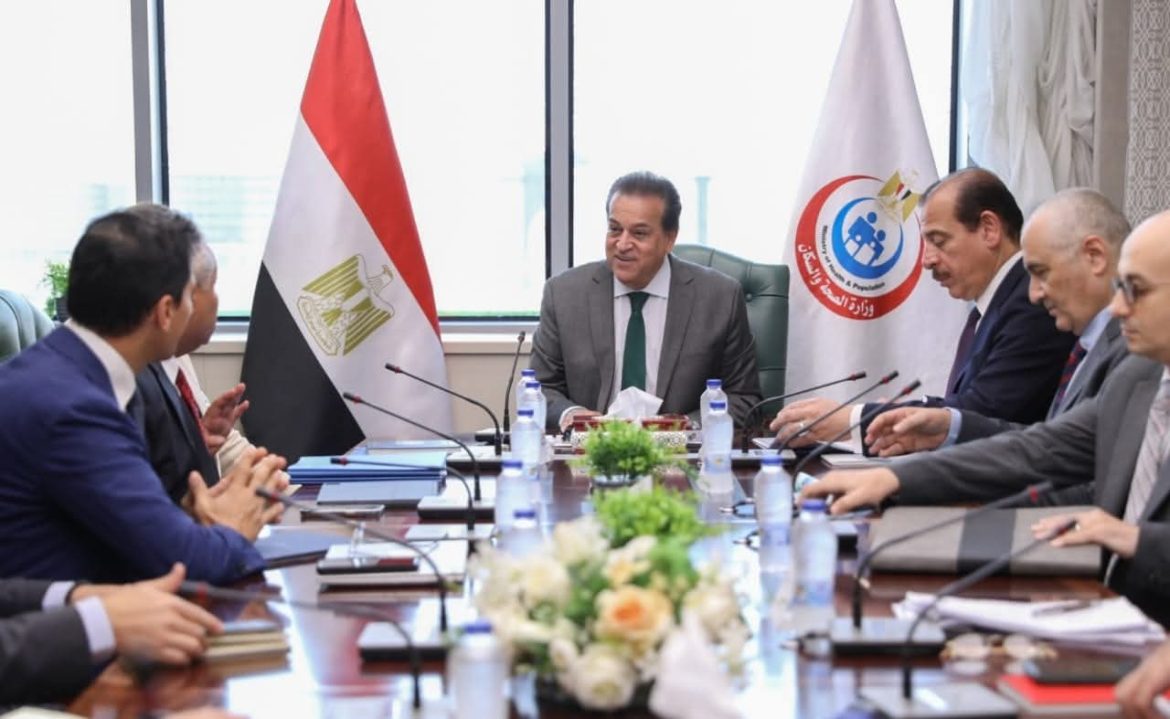 وزير الصحة يستقبل المنسق المقيم للأمم المتحدة بمصر والمدير الإقليمي لمنظمة الأغذية والزراعة (الفاو) لبحث الخطط المستقبلية