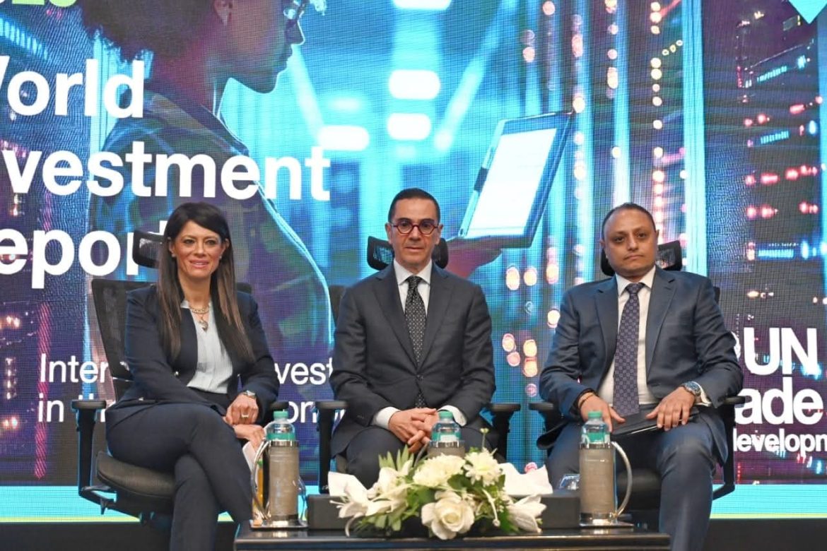 وزيرا «الاستثمار» و «التخطيط» يعقدان مؤتمرًا صحفيًا لإطلاق تقرير الاستثمار العالمي لمنظمة «أونكتاد» التابعة للأمم المتحدة.