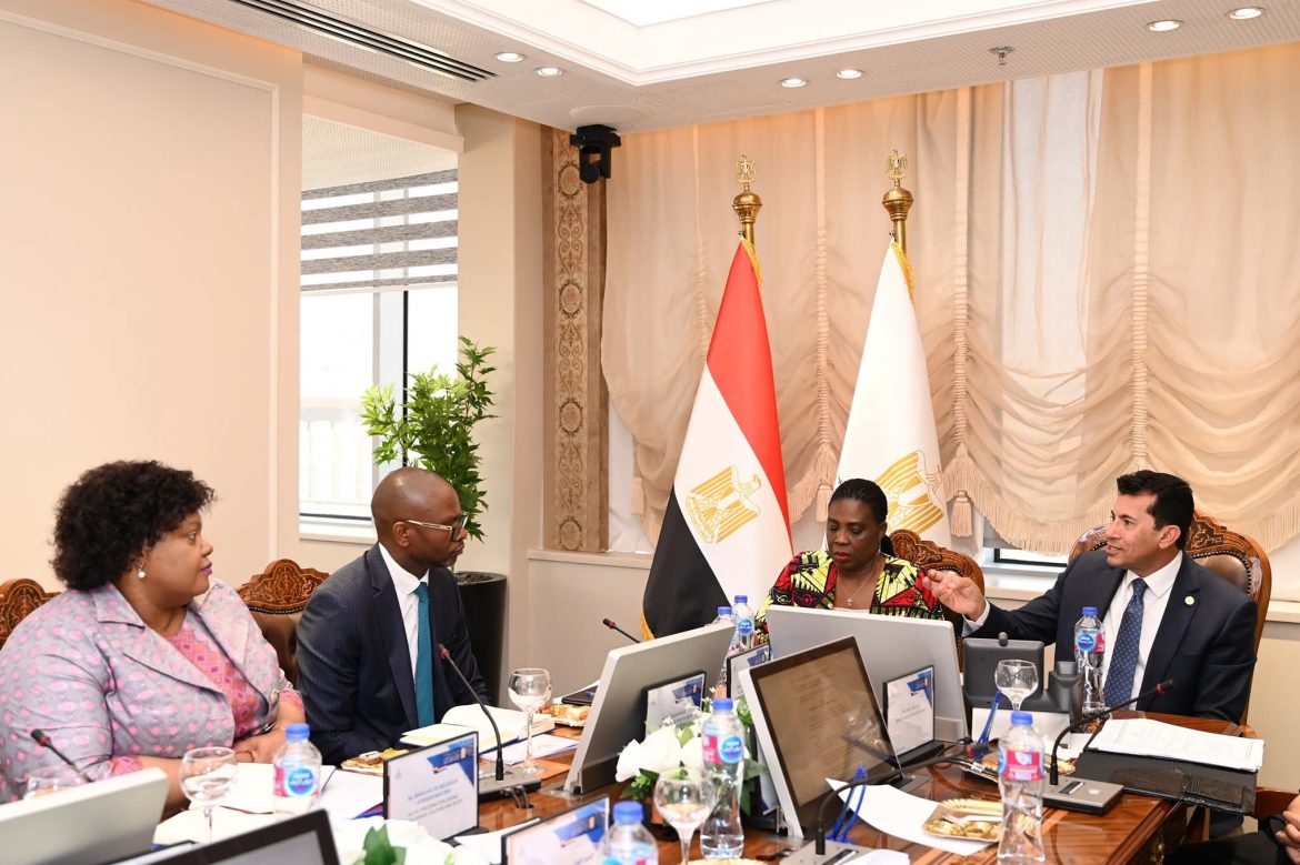 وزير الشباب والرياضة يستقبل وفد الاتحاد الأفريقي "AU” لبحث آخر الأعمال الخاصة باستضافة مصر لدورة الألعاب الأفريقية 2027