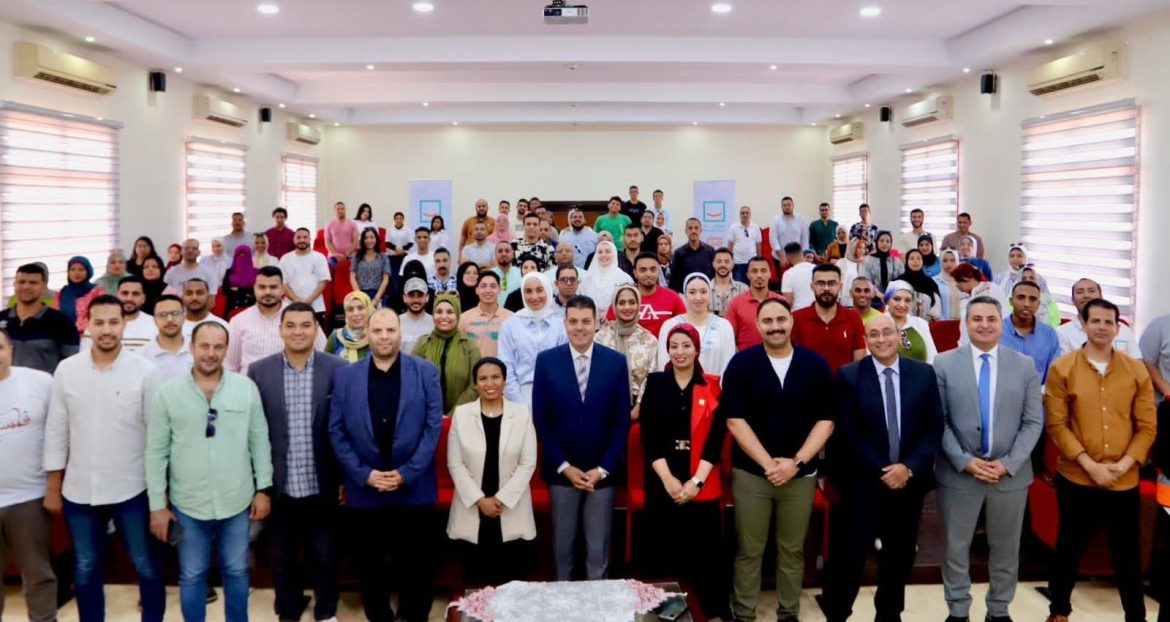 صندوق مكافحة الإدمان ومؤسسة "حياة كريمة" يطلقان معسكرا لإعداد القيادات التطوعية بالمؤسسة