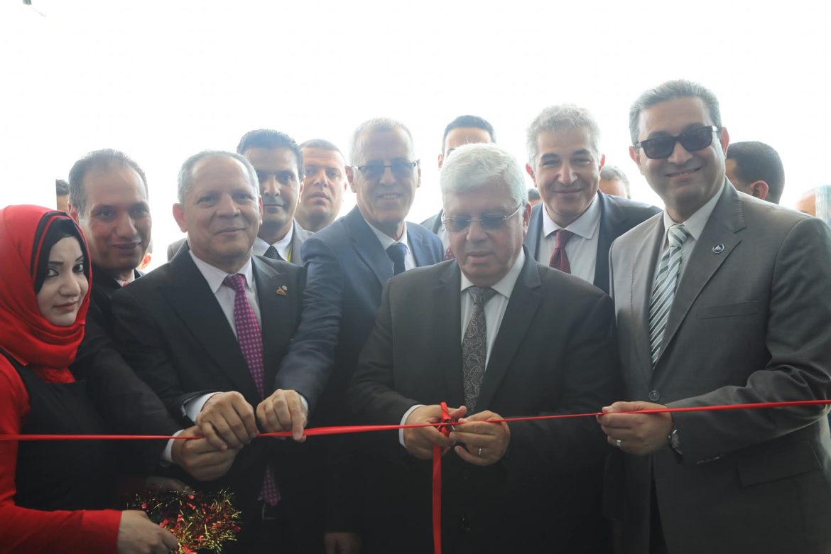 وزير التعليم العالي ومحافظ دمياط ورئيس جامعة دمياط يفتتحون مقر جامعة دمياط الأهلية وزير التعليم العالي ومحافظ دمياط ورئيس جامعة دمياط يفتتحون مقر جامعة دمياط الأهلية