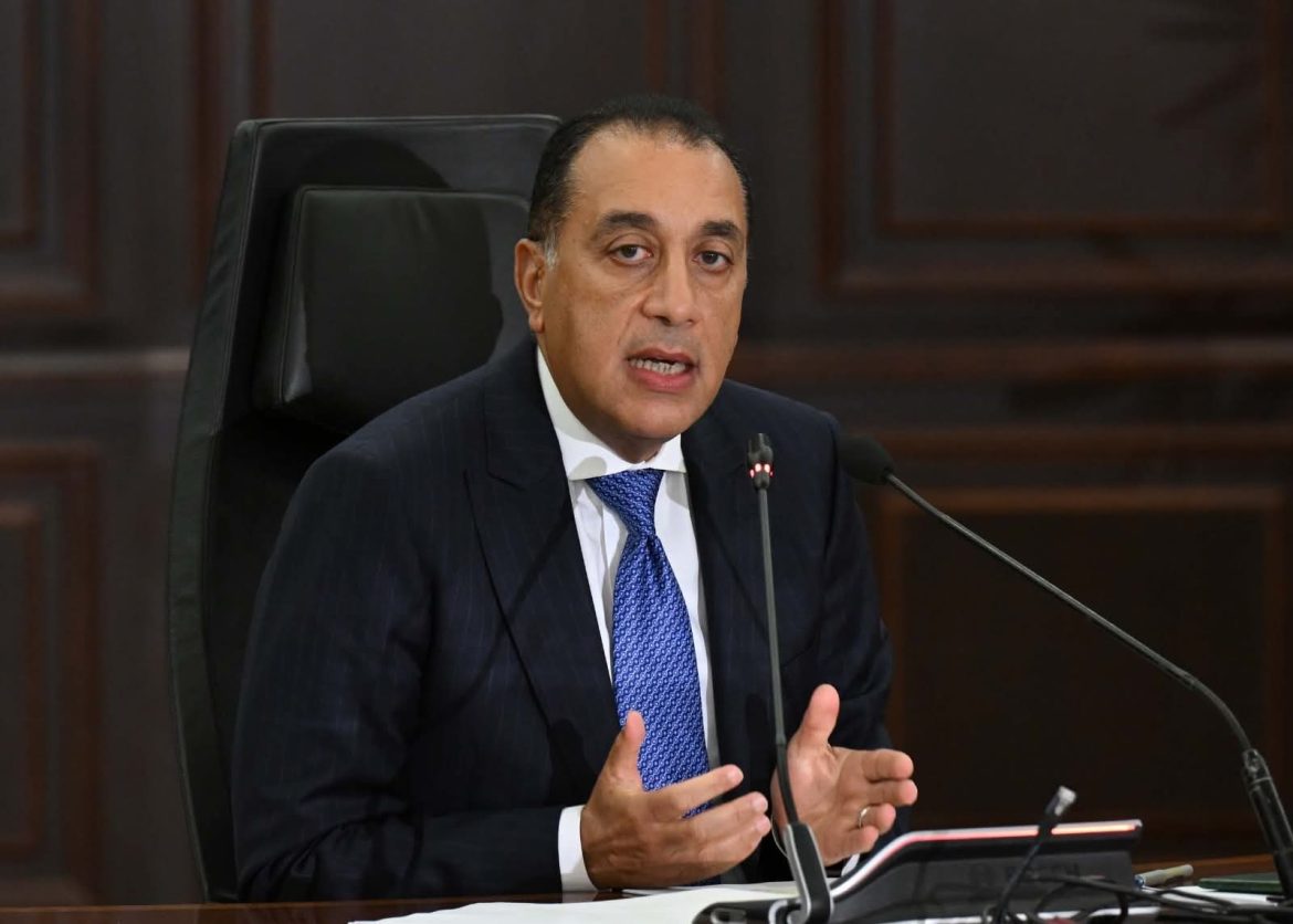 رئيس الوزراء يتابع تنفيذ تكليفات فخامة الرئيس بشأن حادث الطريق الدائري الإقليمي رئيس الوزراء يتابع تنفيذ تكليفات فخامة الرئيس بشأن حادث الطريق الدائري الإقليمي
