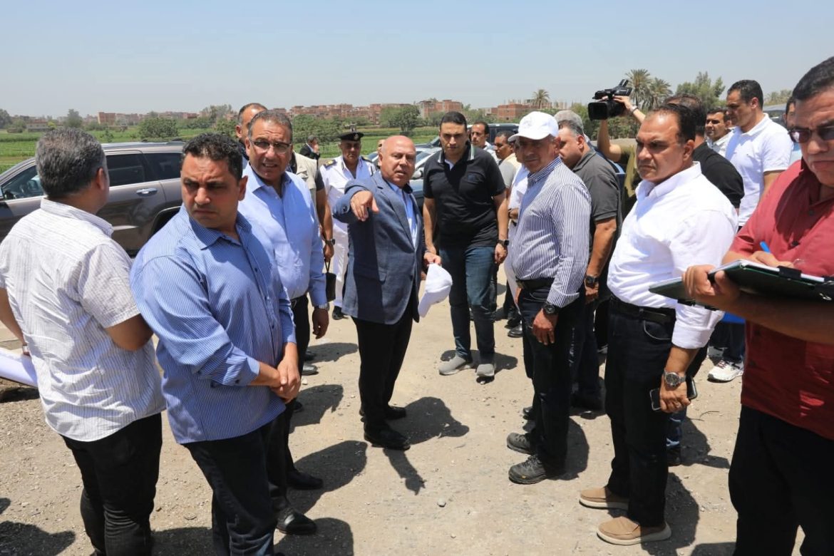 وزير النقل يتفقد أعمال صيانة المرحلة الأولى من مشروع تطوير الطريق الدائري الإقليمي