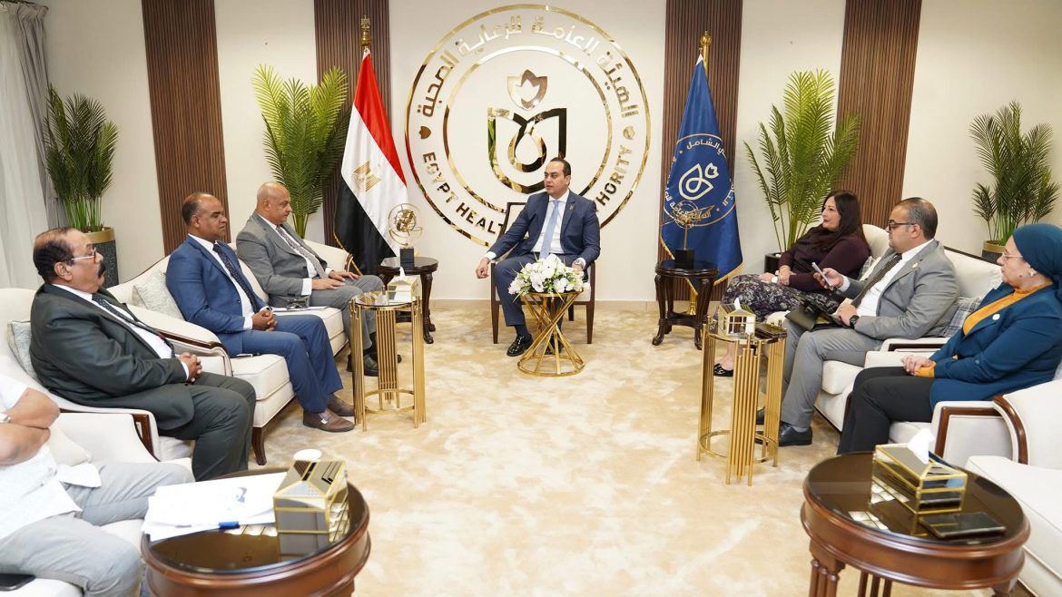 رئيس هيئة الرعاية الصحية يؤكد اهتمام القيادة السياسية بتطوير خدمات الرعاية الصحية بأسوان رئيس هيئة الرعاية الصحية يؤكد اهتمام القيادة السياسية بتطوير خدمات الرعاية الصحية بأسوان
