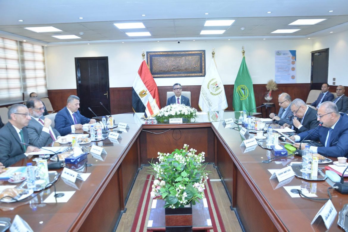 وزير التموين يترأس اجتماع الجمعية العامة للشركة المصرية القابضة للصوامع والتخزين
