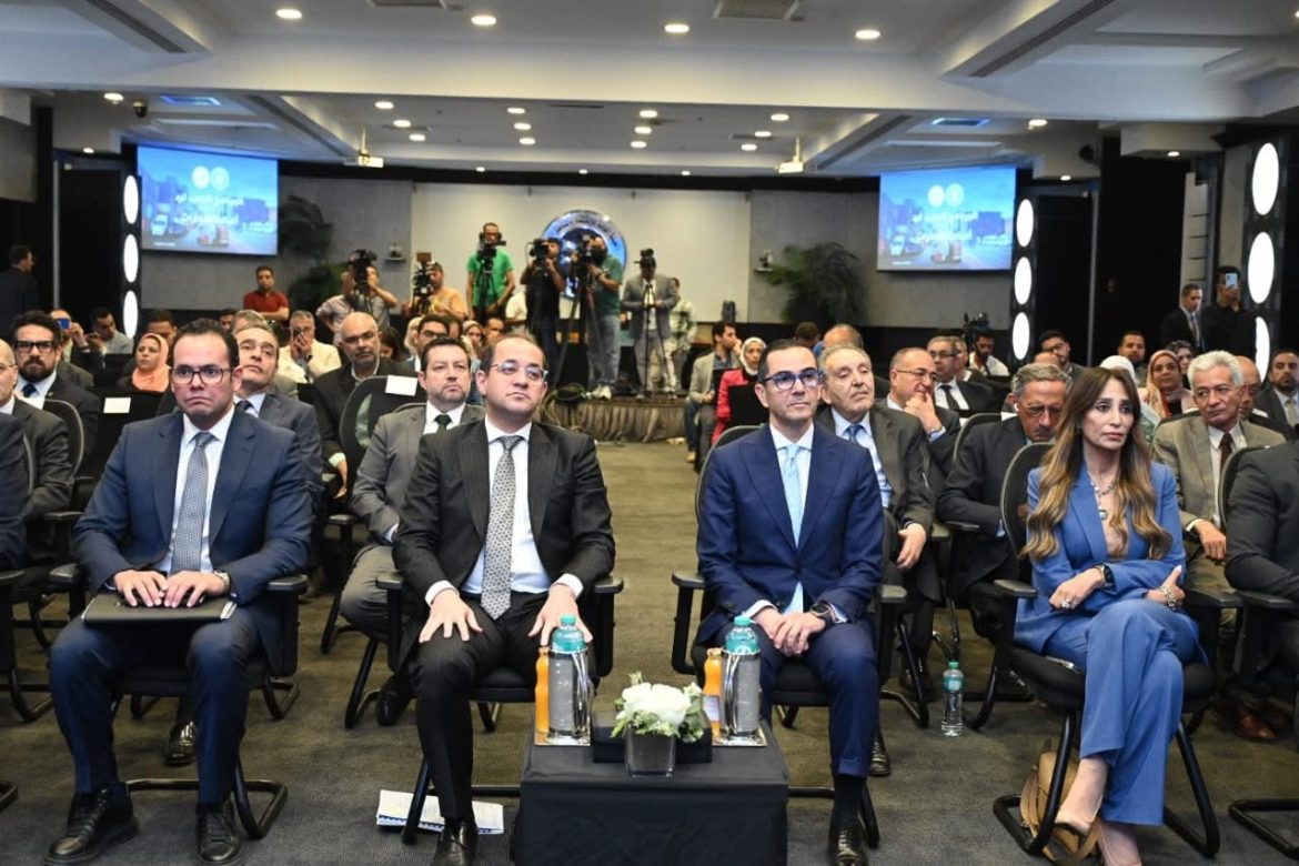 وزيرا الاستثمار والتجارة الخارجية والمالية يعلنان تفاصيل البرنامج الجديد لرد أعباء التصدير