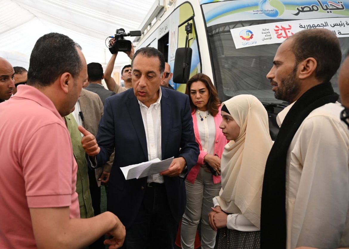 تفقد رئيس الوزراء اليوم مشروعات المبادرة الرئاسية "حياة كريمة"