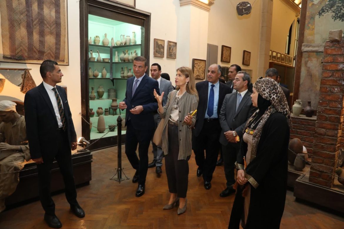 وزير الزراعة: المتحف الزراعي يقدم صورة مشرفة للتراث الزراعي المصري ويجب الحفاظ عليه وتطويره لخدمة المهتمين