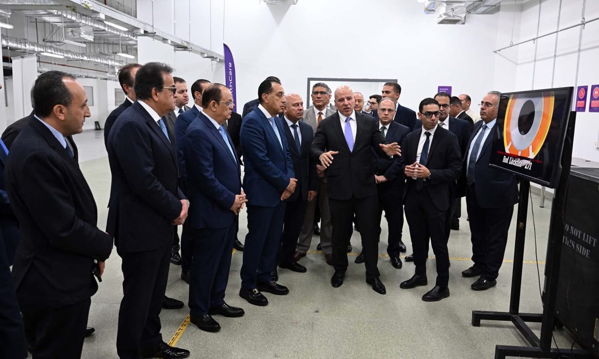 رئيس الوزراء: الدولة المصرية تخطو خطوات جادة نحو توطين العديد من الصناعات المهمة محليًا وتعميق الصناعة وذلك بمشاركة القطاع الخاص المحلي والأجنبي