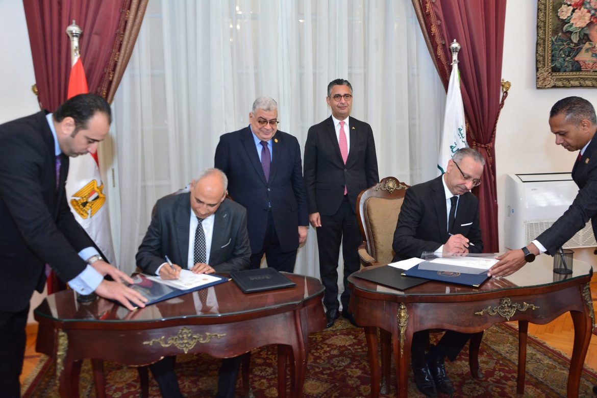 بروتوكول تعاون بين جهاز تنمية التجارة الداخلية ومجلس الدولة لإتاحة الاستعلام عن السجلات التجارية بحضور وزير التموين