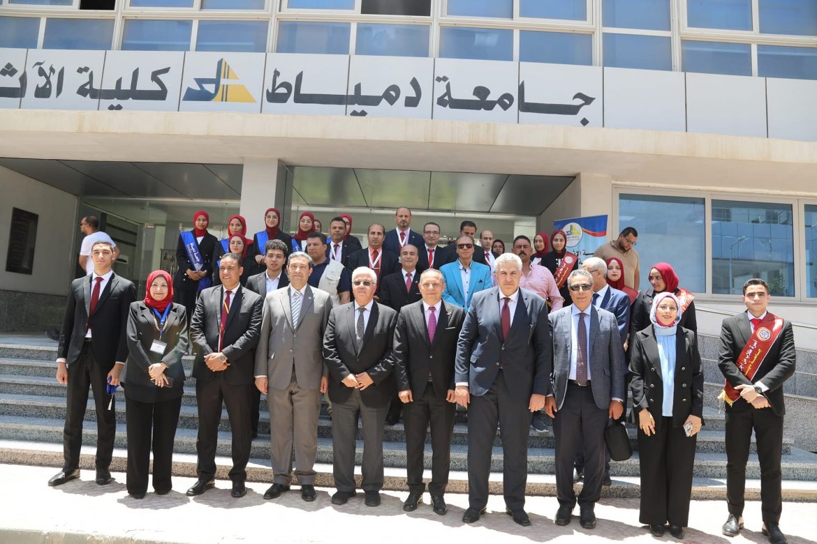 افتتاح عددًا من المشروعات التعليمية والصحية بجامعة دمياط بحضور وزير التعليم العالي