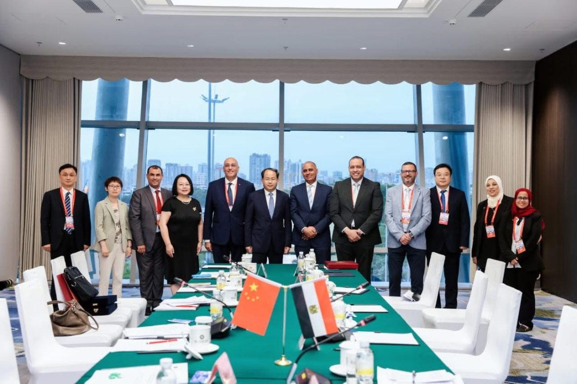 رئيس جهاز تنمية الشروعات: مشاركة قوية لاختيار مصر ضيف شرف المعرض بجناح ضخم يضم 88 مشروع صناعي مصري