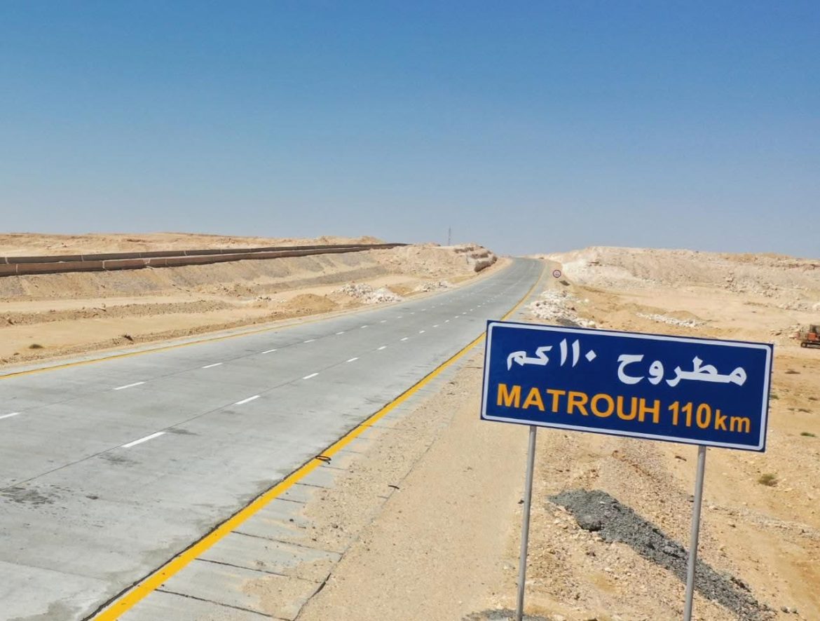 وزير الإسكان: افتتاح وتشغيل القطاع الرابع من إزدواج طريق سيوة / مطروح بطول 50 كم