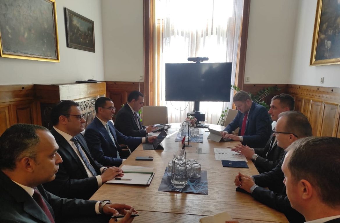 وزير الاستثمار يلتقى وزير الصناعة التشيكى لبحث سبل تعزيز العلاقات الاقتصادية المشتركة