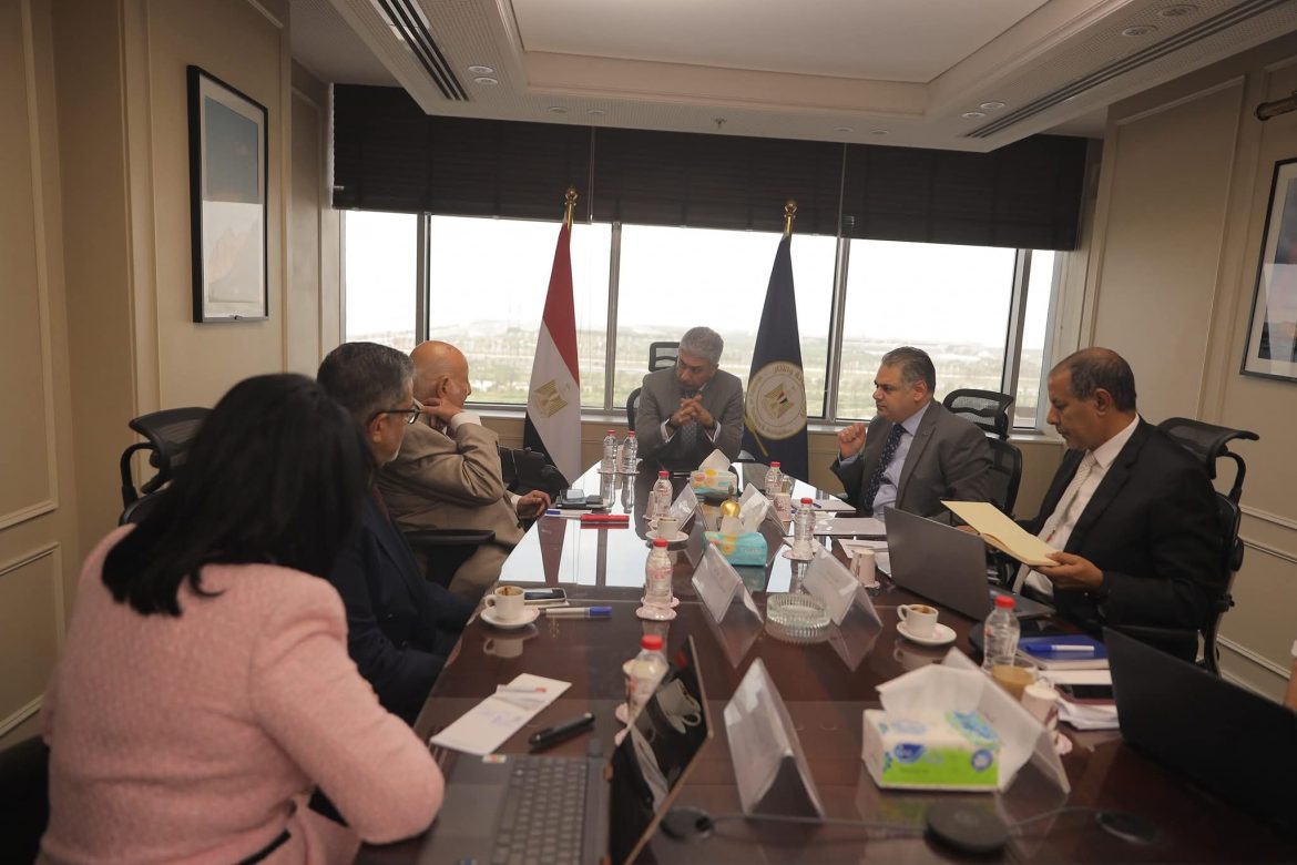 وزير السياحة يبحث خطة تطوير مسار رحلة العائلة المقدسة في مصر