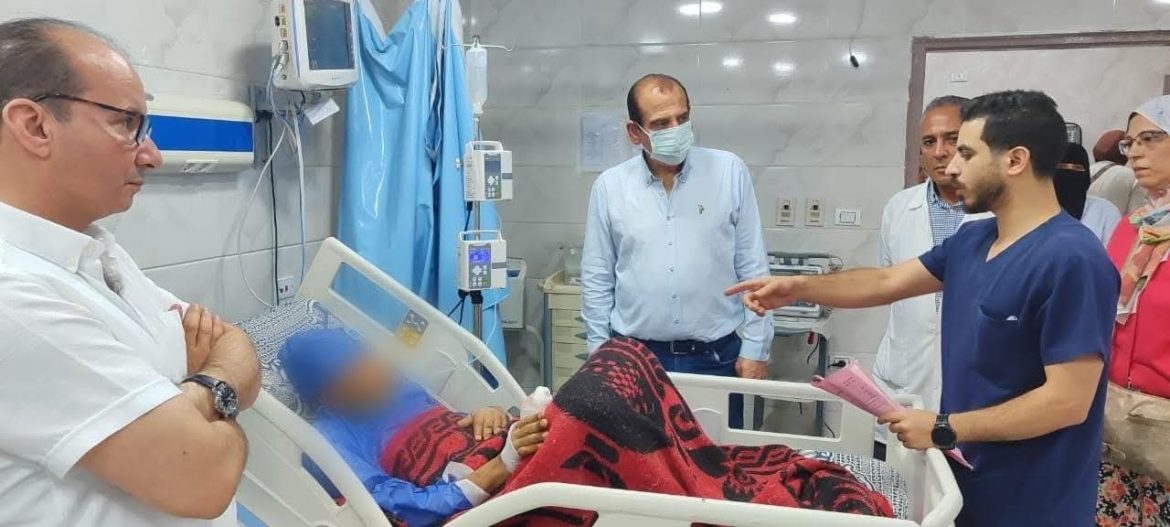 نائب وزير الصحة يتفقد منطقة حلوان الطبية ويوصي بإجراءات عاجلة لتقليل زمن انتظار المواطنين 