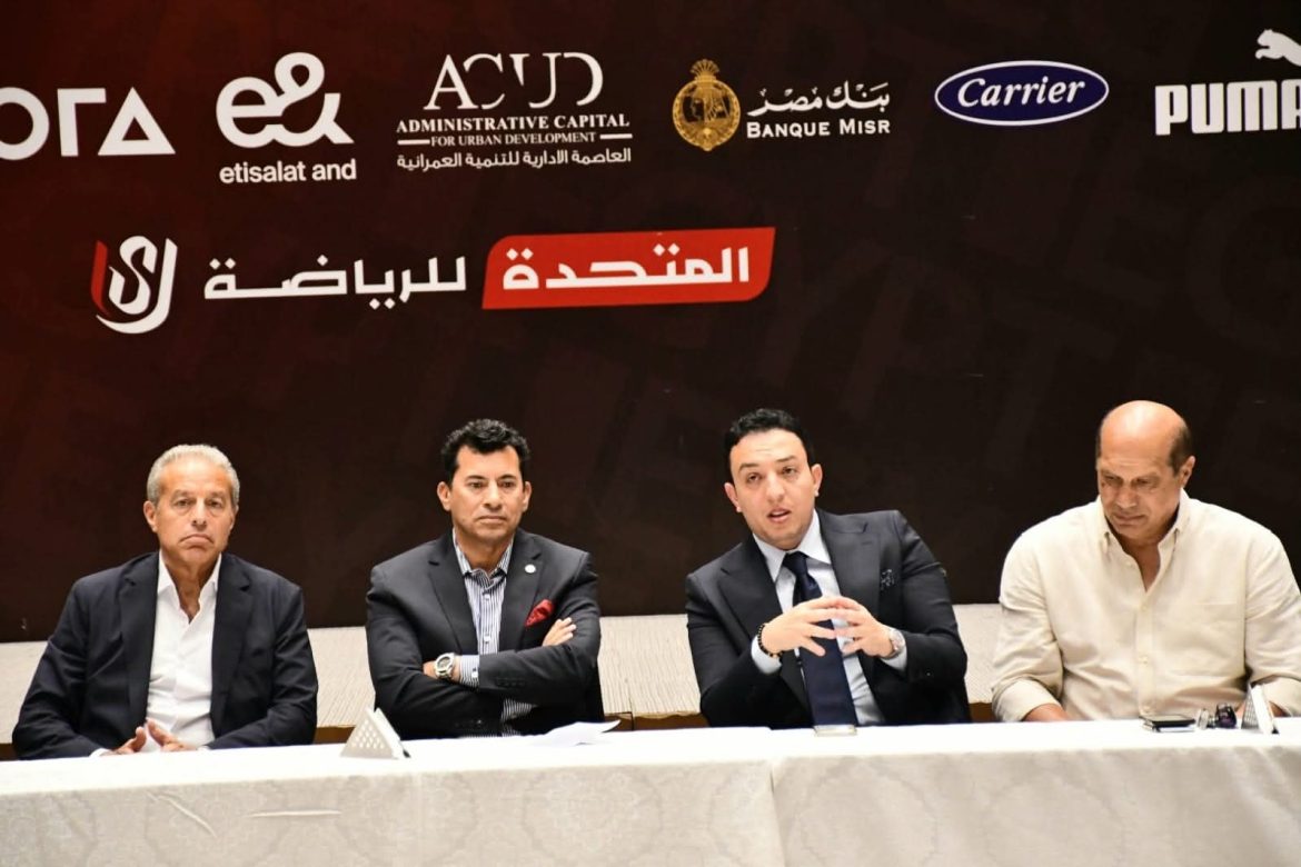 وزير الشباب والرياضة يزور معسكر منتخب ١٧ سنة ويطمئن على استعداداته لكأس العالم