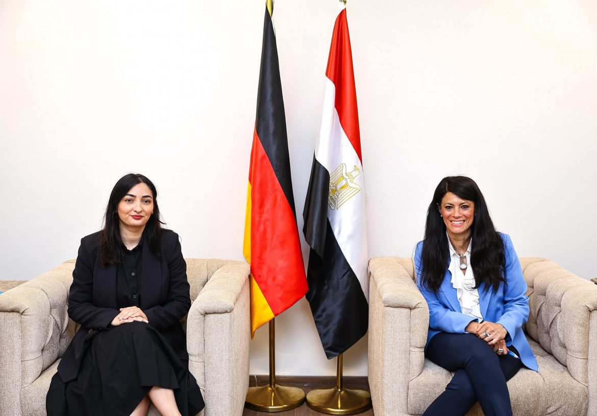 وزيرة التخطيط تستقبل نظيرتها الألمانية لبحث تطوير الشراكة الاقتصادية الاستراتيجية بين البلدين وزيرة التخطيط تستقبل نظيرتها الألمانية لبحث تطوير الشراكة الاقتصادية الاستراتيجية بين البلدين