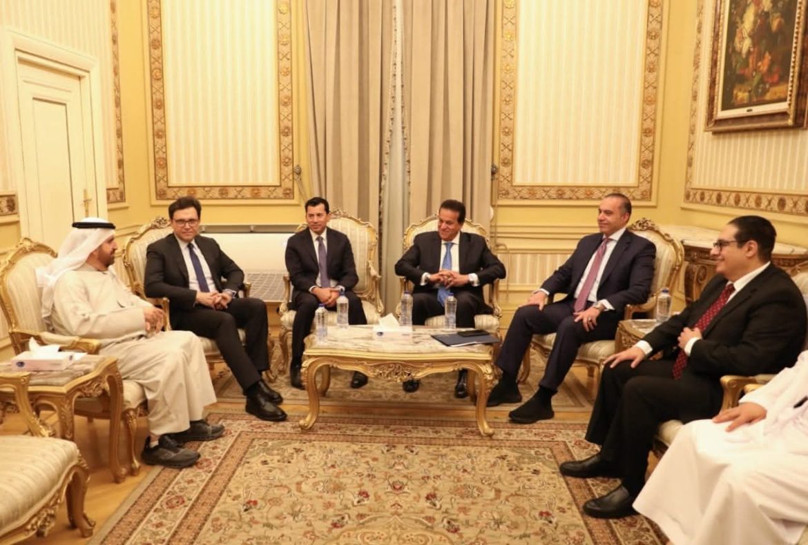 وزير الصحة نولي اهتمام كبير لملف التنمية البشرية والاستثمار في بناء الإنسان وزير الصحة نولي اهتمام كبير لملف التنمية البشرية والاستثمار في بناء الإنسان