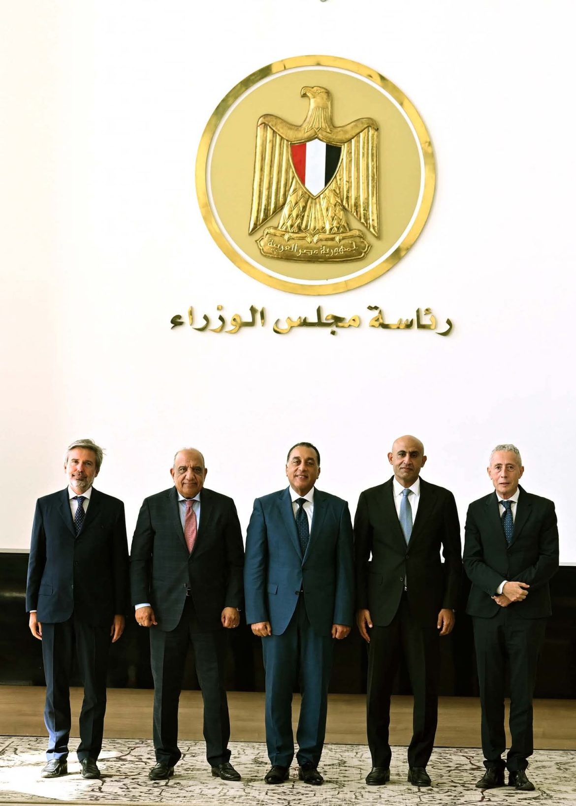 رئيس الوزراء يشهد توقيع بروتوكول لإنشاء 5 مدارس للتكنولوجيا التطبيقية في مجالات أنشطة الكهرباء