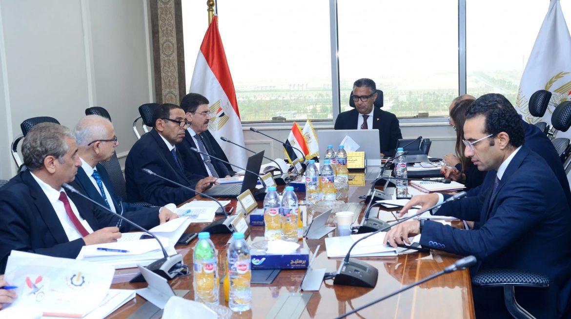 وزير التموين: تطوير البنية الصناعية والتكنولوجية لمطاحن الدقيق يُعد من الأولويات الاستراتيجية لتعزيز منظومة الخبز المدعم وخفض نسب الفاقد