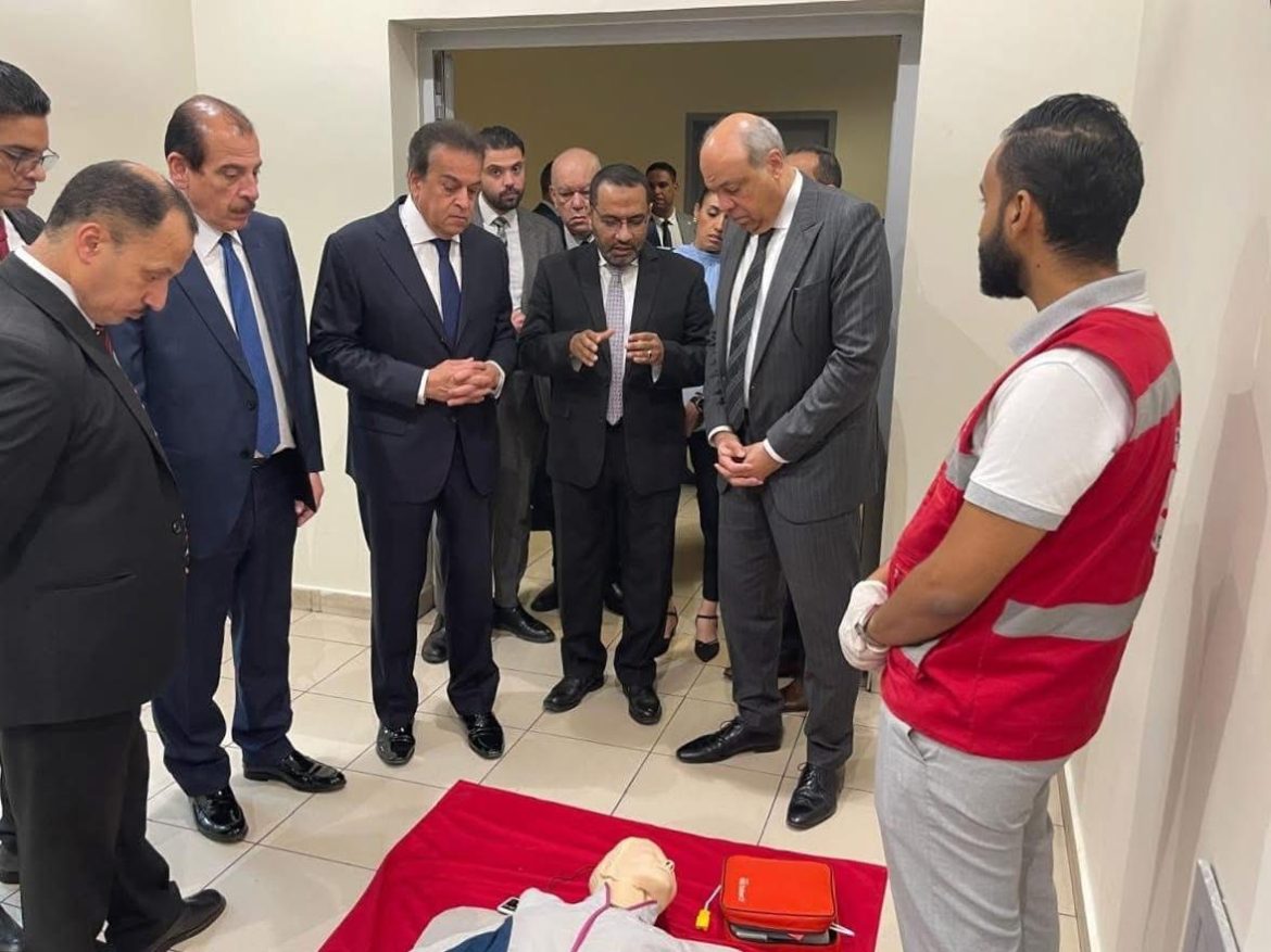 وزير الصحة: تأمين المنافذ الجوية بمنظومة صحية متكاملة هو جزء أساسي من استراتيجية الدولة في الوقاية ومكافحة الأمراض