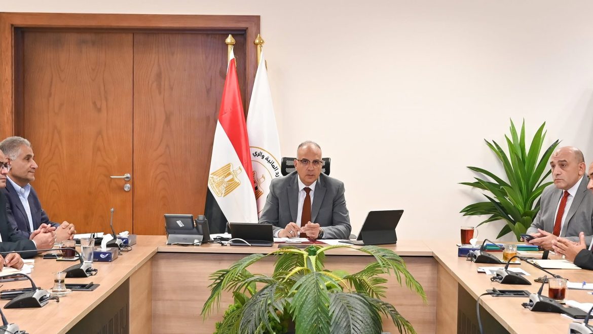 وزير الري: أهمية دراسة التغيرات الموروفولوجية لنهر النيل داخل مصر لتحسين إدارة المياه وزير الري: أهمية دراسة التغيرات الموروفولوجية لنهر النيل داخل مصر لتحسين إدارة المياه