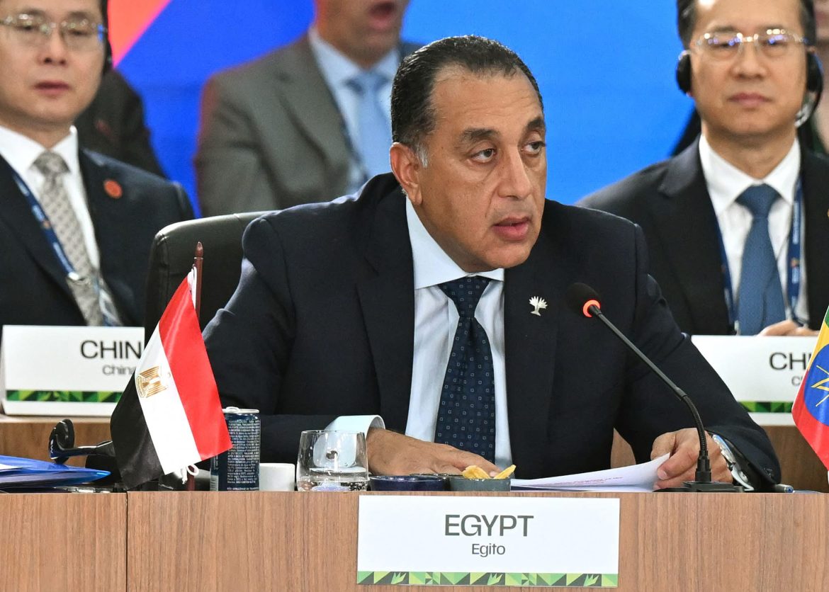 رئيس الوزراء: يتعين علينا تعزيز التعاون بين البنوك المركزية بدول مجموعة بريكس ودفع جهودنا في تمكين التسويات المالية بالعملات المحلية رئيس الوزراء: يتعين علينا تعزيز التعاون بين البنوك المركزية بدول مجموعة بريكس ودفع جهودنا في تمكين التسويات المالية بالعملات المحلية