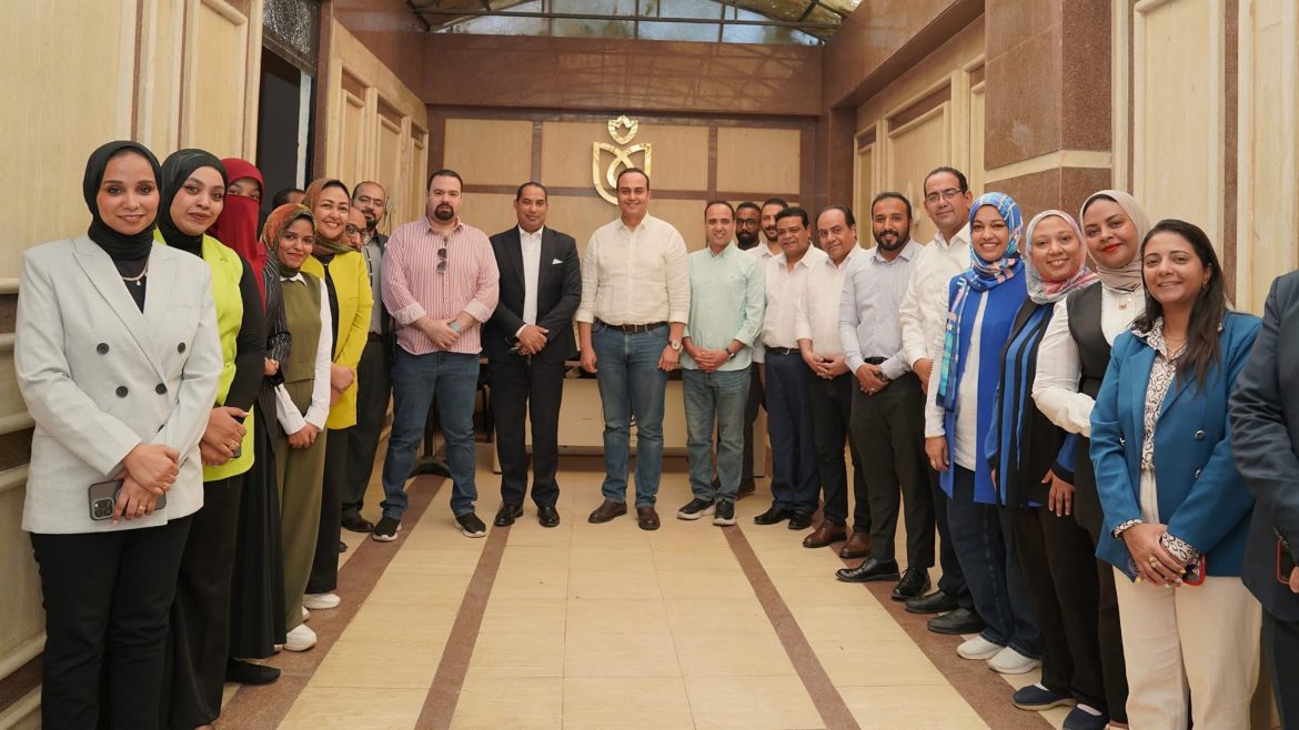 رئيس الرعاية الصحية: التشغيل الرسمي للتأمين الصحي الشامل في أسوان يعكس التزام الدولة بالتغطية الصحية وتنمية الصعيد