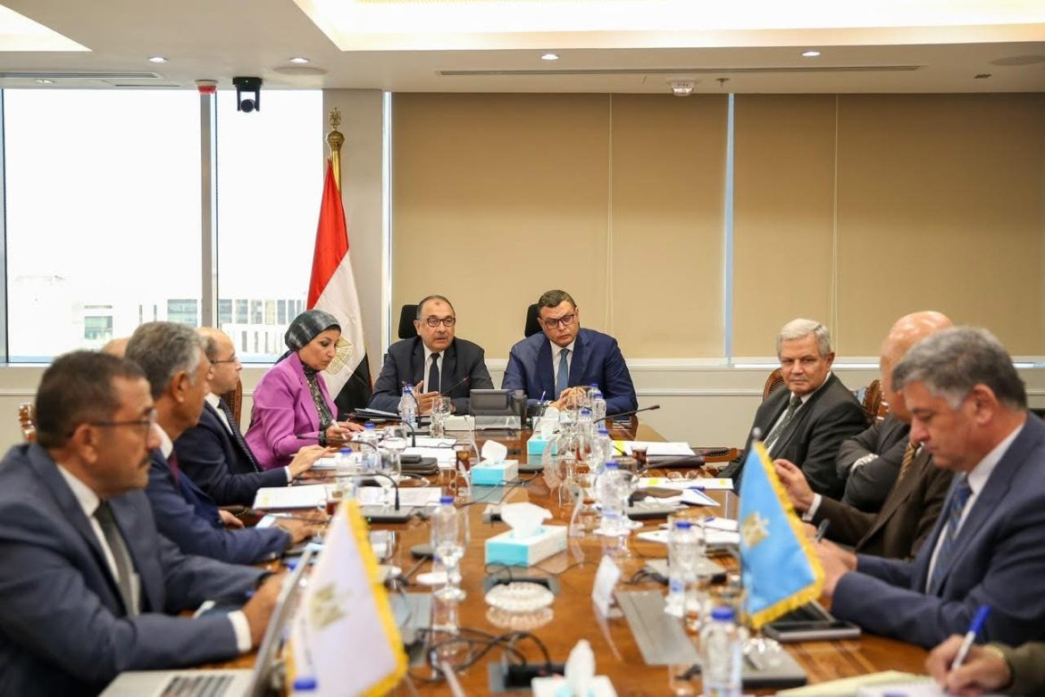 وزيرا الإسكان وقطاع الأعمال العام يبحثان مستجدات التعاون في تطوير عدد من الأصول وموقف المشروعات المشتركة وزيرا الإسكان وقطاع الأعمال العام يبحثان مستجدات التعاون في تطوير عدد من الأصول وموقف المشروعات المشتركة