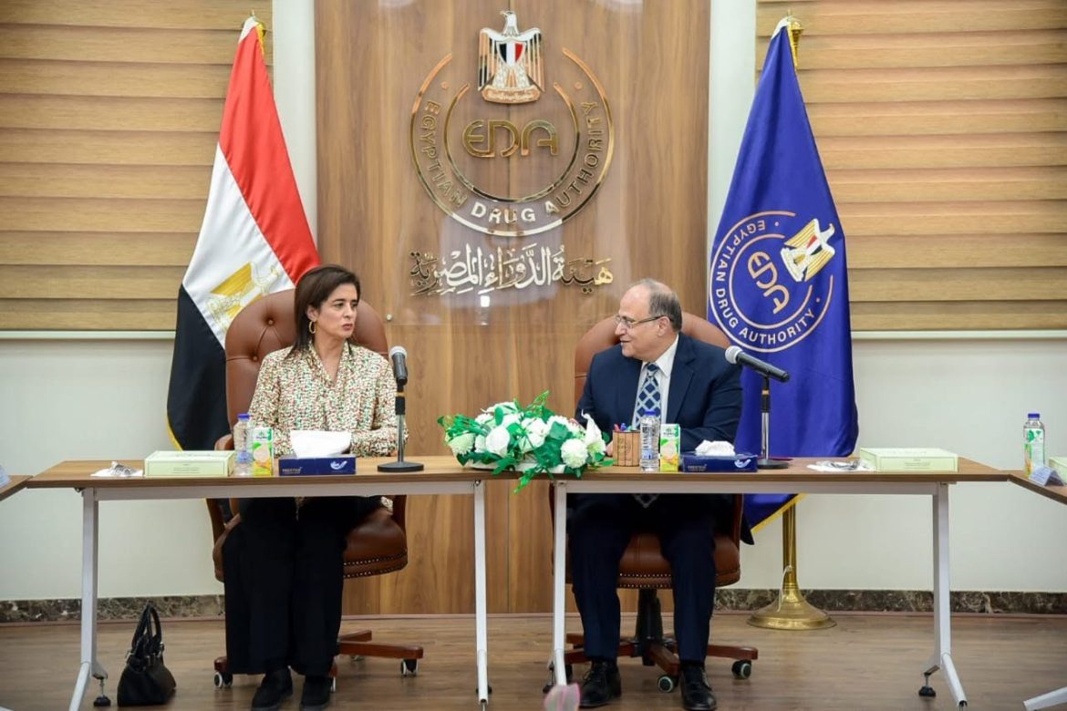 رئيس هيئة الدواء: التعاون مع منظمة الصحة العالمية يدعم مكانة مصر كركيزة للدواء في الشرق الأوسط رئيس هيئة الدواء: التعاون مع منظمة الصحة العالمية يدعم مكانة مصر كركيزة للدواء في الشرق الأوسط