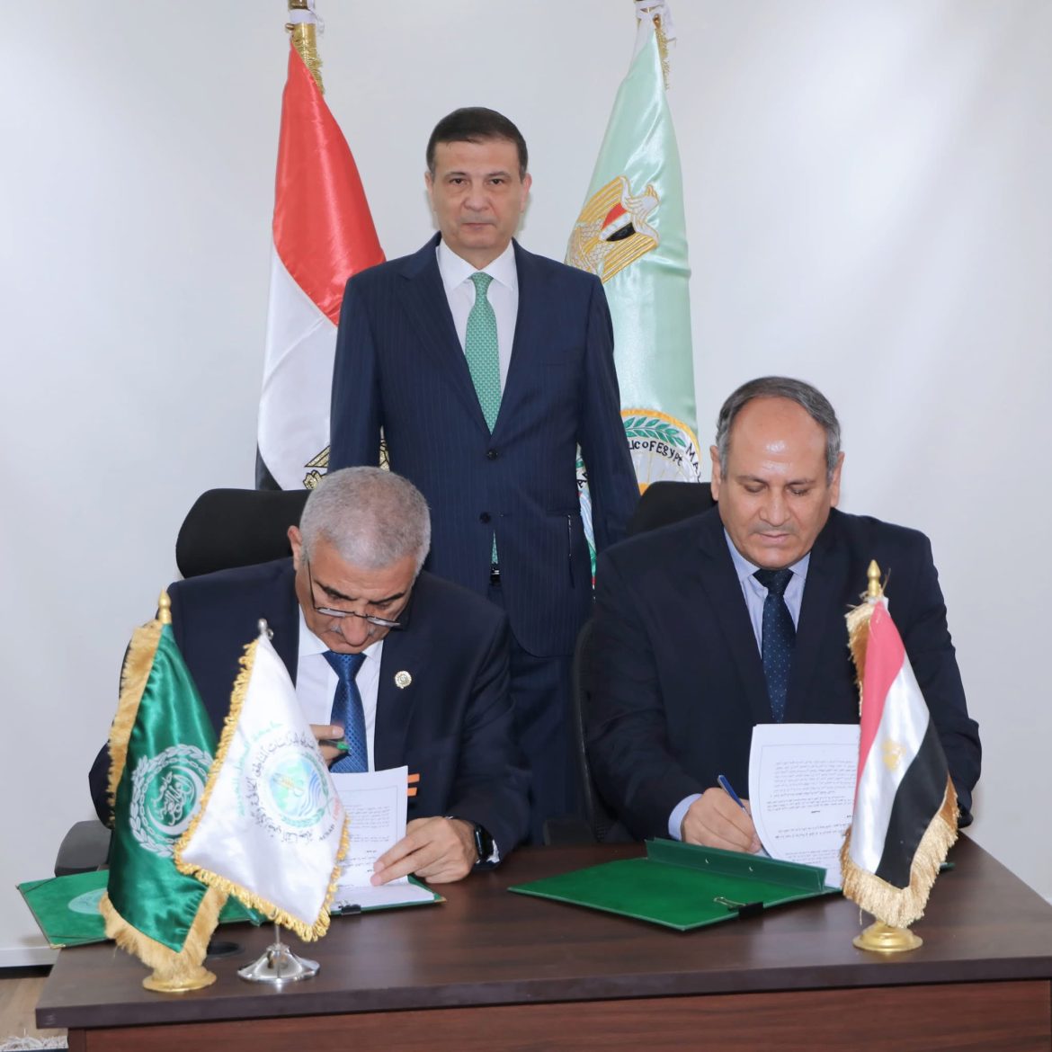وزير الزراعة: تنفيذ مشروعات تسهم  في تحقيق الأمن الغذائي ودعم المزارعين وزير الزراعة: تنفيذ مشروعات تسهم في تحقيق الأمن الغذائي ودعم المزارعين
