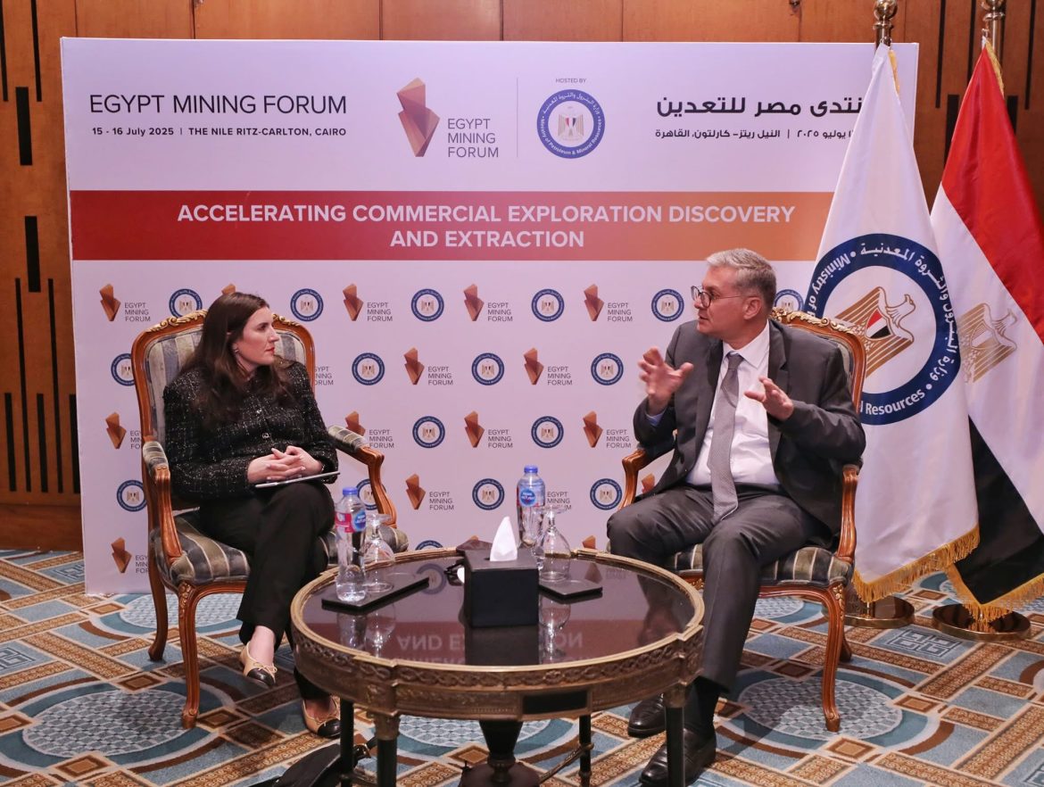 وزير البترول يؤكد الحرص على التعاون مع الشركاء الاستراتيجيين وتهيئة مناخ استثماري جاذب ومستقر