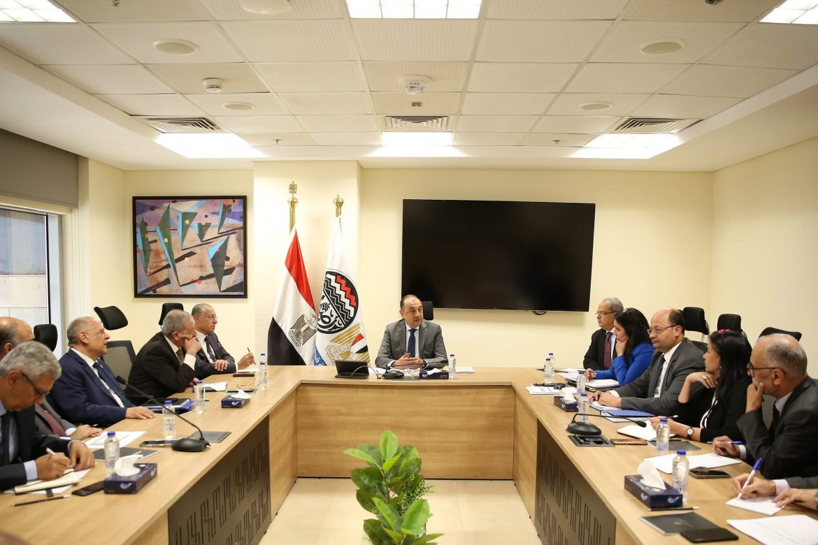 العمل: تعزيز الشراكات مع القطاع الخاص وجذب الاستثمارات للفرص الواعدة لدى الشركات التابعة