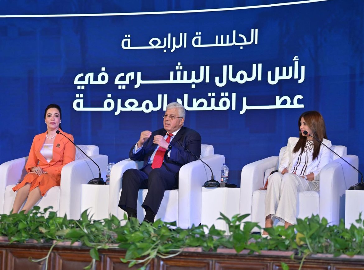 وزير التعليم العالي: الوزارة والجامعات المصرية لديها إيمان بدور الشباب كمحرك رئيسي للتنمية