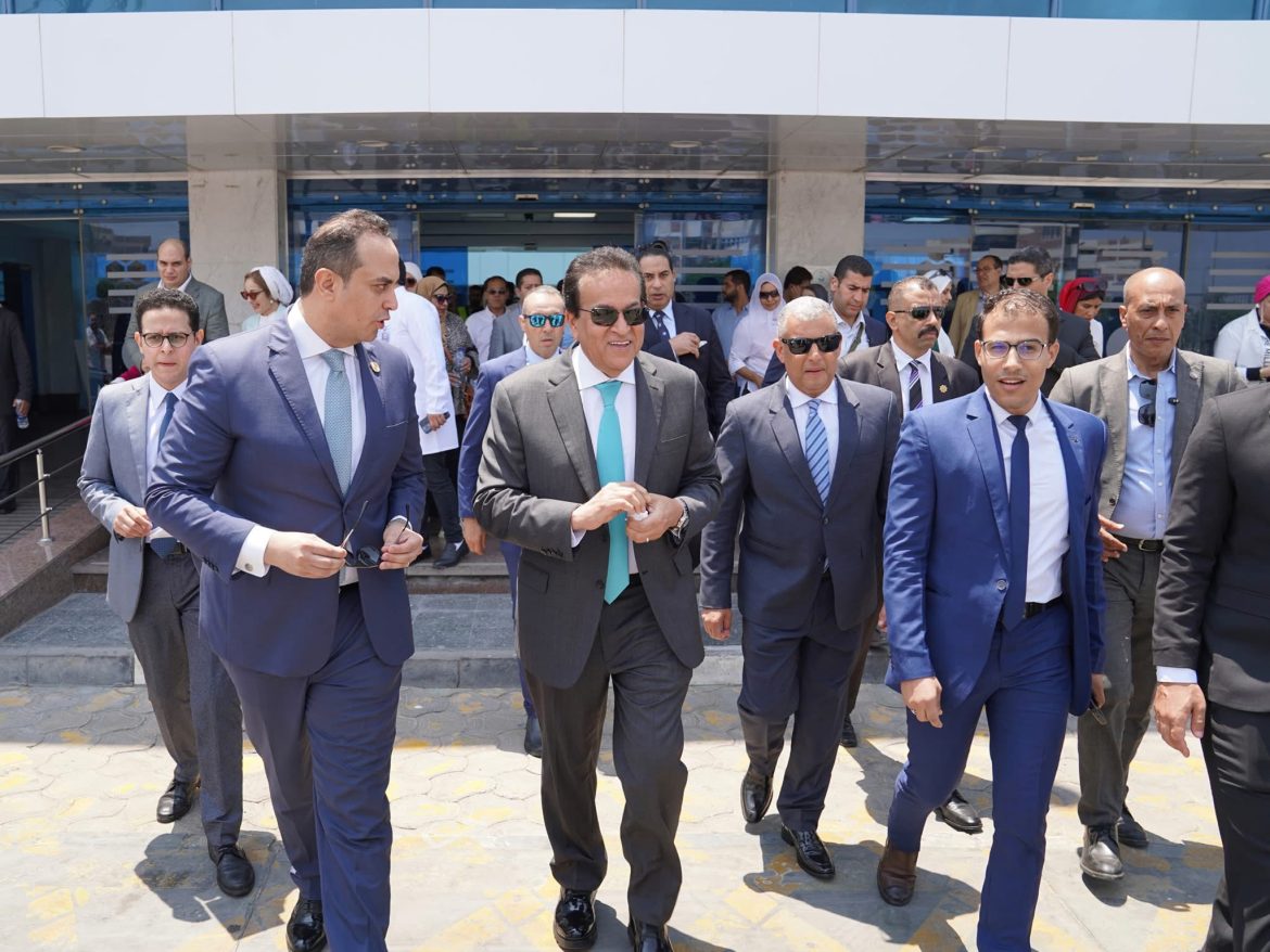 وزير الصحة: ما رأيناه من تطور بمجمع الإسماعيلية الطبي يؤكد نجاح منظومة التأمين الصحي الشامل