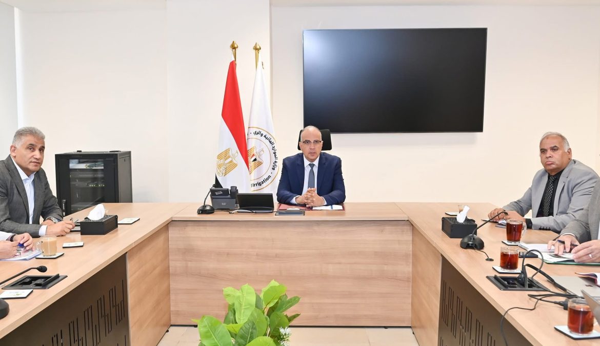 وزير الري: مجموعة المنشآت المائية بقناطر الدلتا ذات أهمية استراتيجية كبيرة بما يستلزم الحفاظ عليها