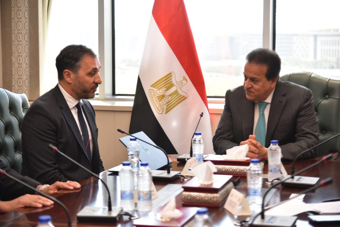 ووزير الصحة يستقبل المدير التنفيذي لشركة “HP” لمنطقة الشرق الأوسط وأفريقيا ووزير الصحة يستقبل المدير التنفيذي لشركة “HP” لمنطقة الشرق الأوسط وأفريقيا