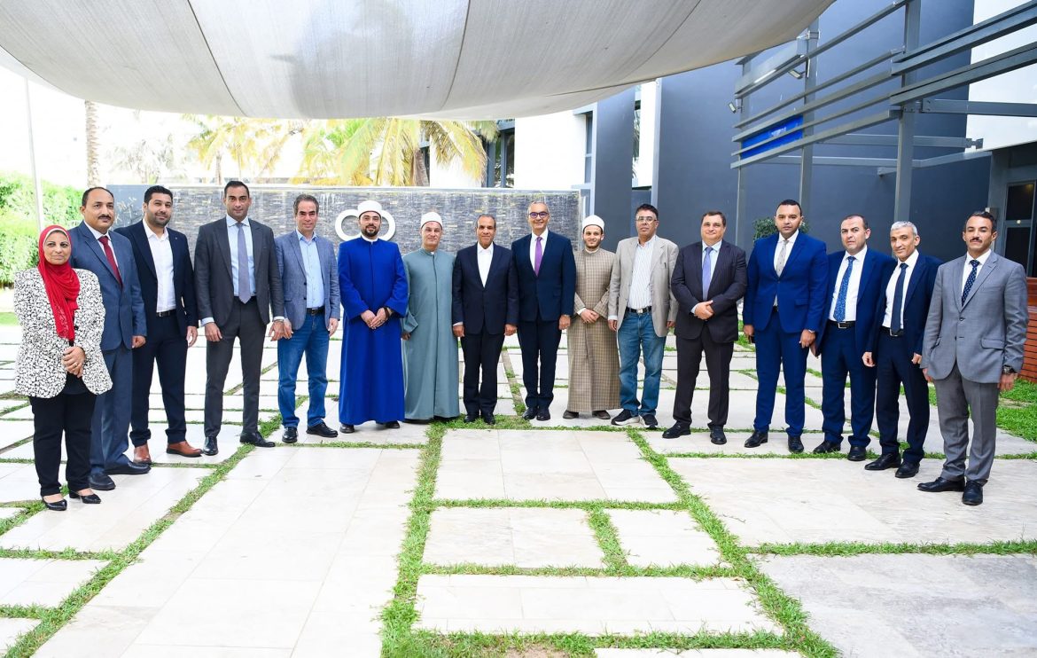 وزير الخارجية يلتقي بأعضاء الجالية المصرية في السنغال وزير الخارجية يلتقي بأعضاء الجالية المصرية في السنغال