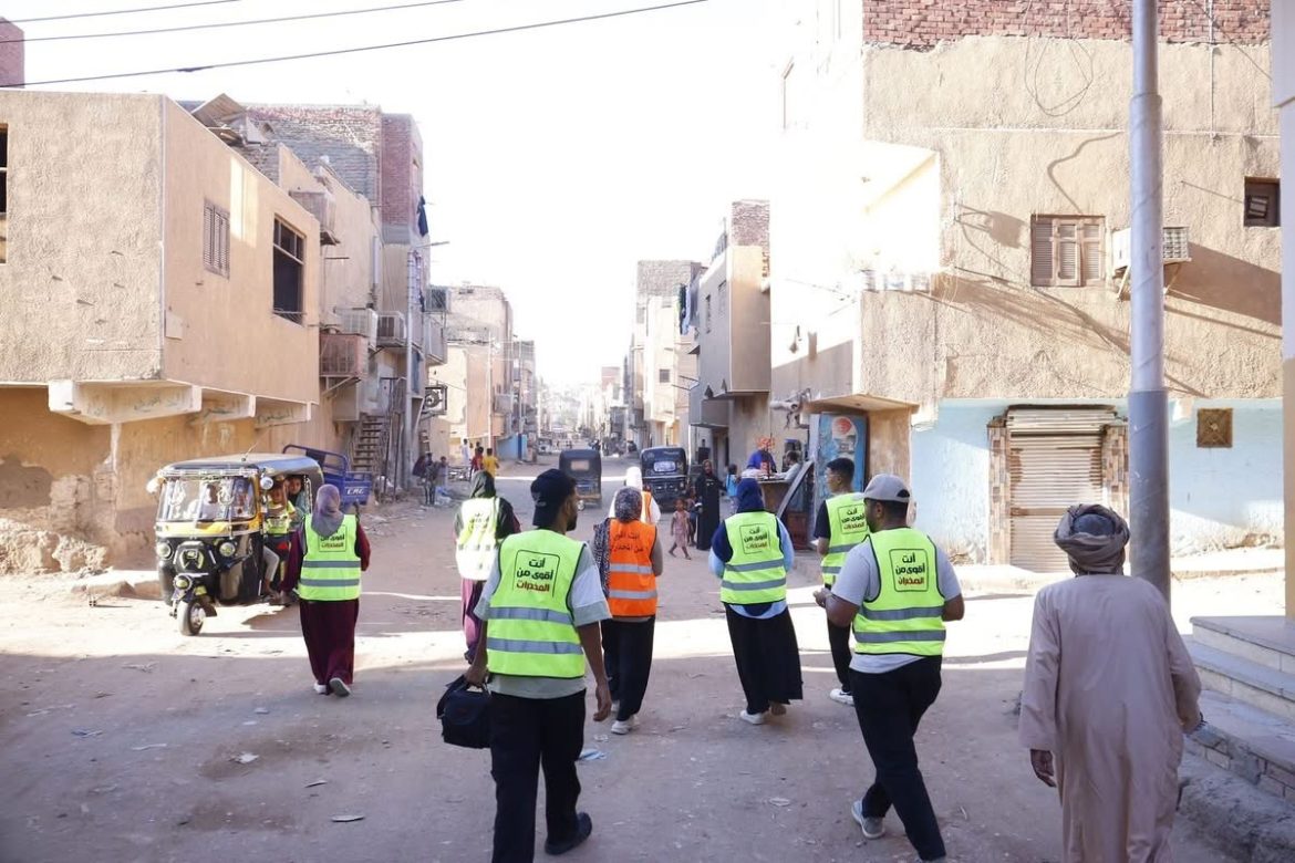 أنشطة صندوق مكافحة الإدمان تنتشر في قرى محافظة أسوان لرفع الوعى بخطورة تعاطى المواد المخدرة أنشطة صندوق مكافحة الإدمان تنتشر في قرى محافظة أسوان لرفع الوعى بخطورة تعاطى المواد المخدرة